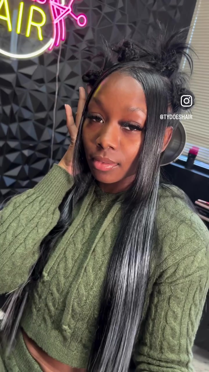 @TyDoesHair | DFW Hairstylist