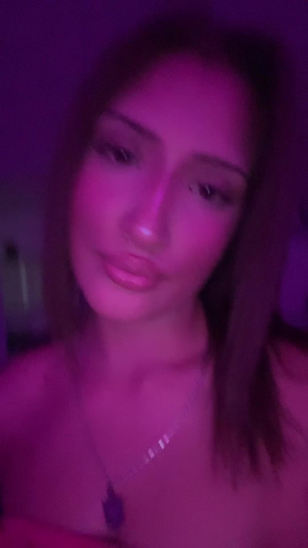 @lalyy