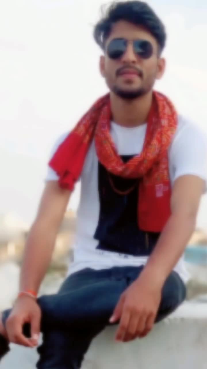 @Royal king Maker