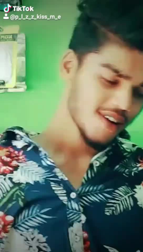 @p_l_z_z_kiss_m_e