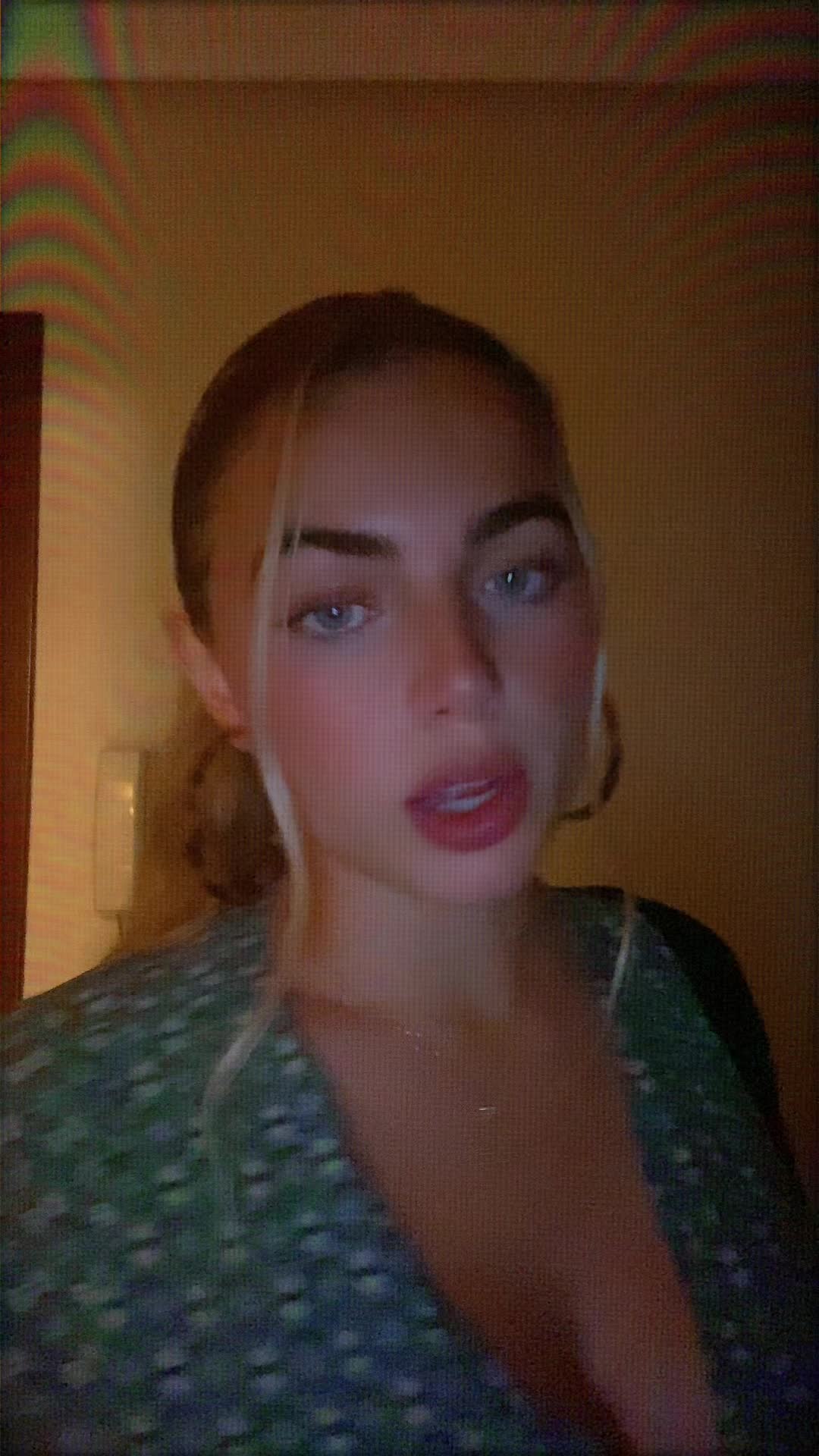 @Esti