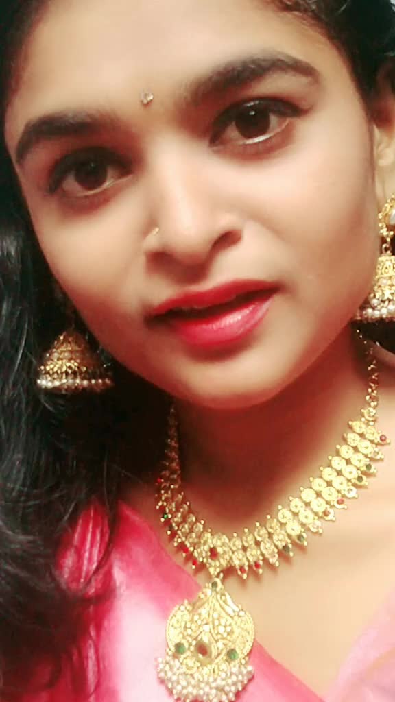 @ShRuThIChArAn😍