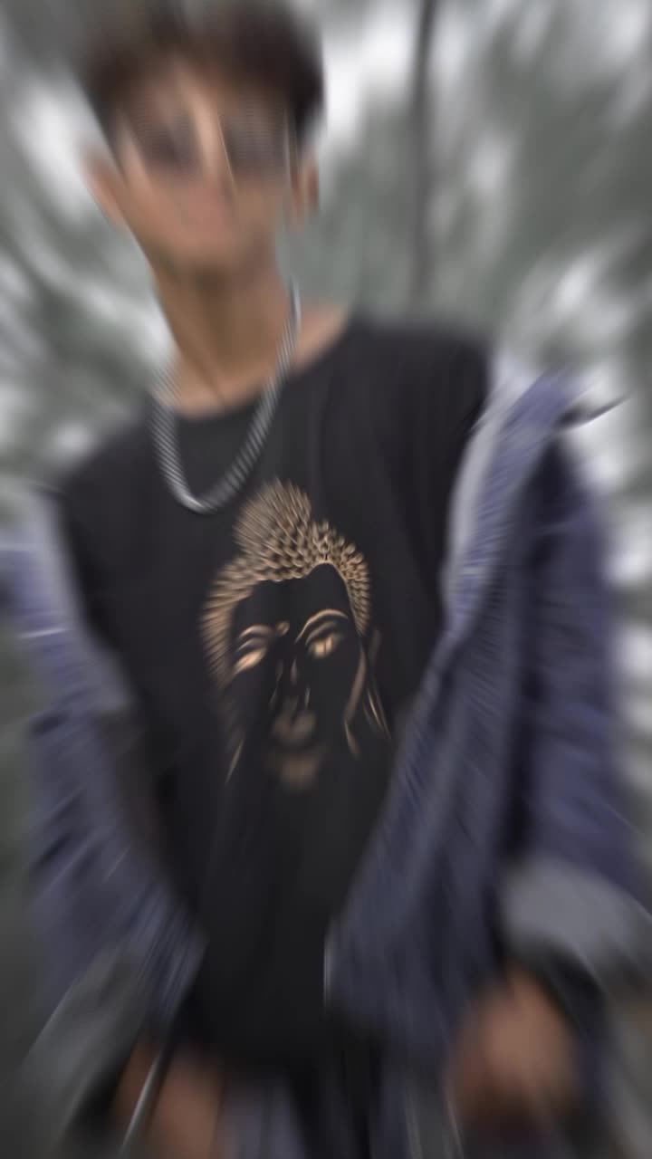 @Karun🖤⚡