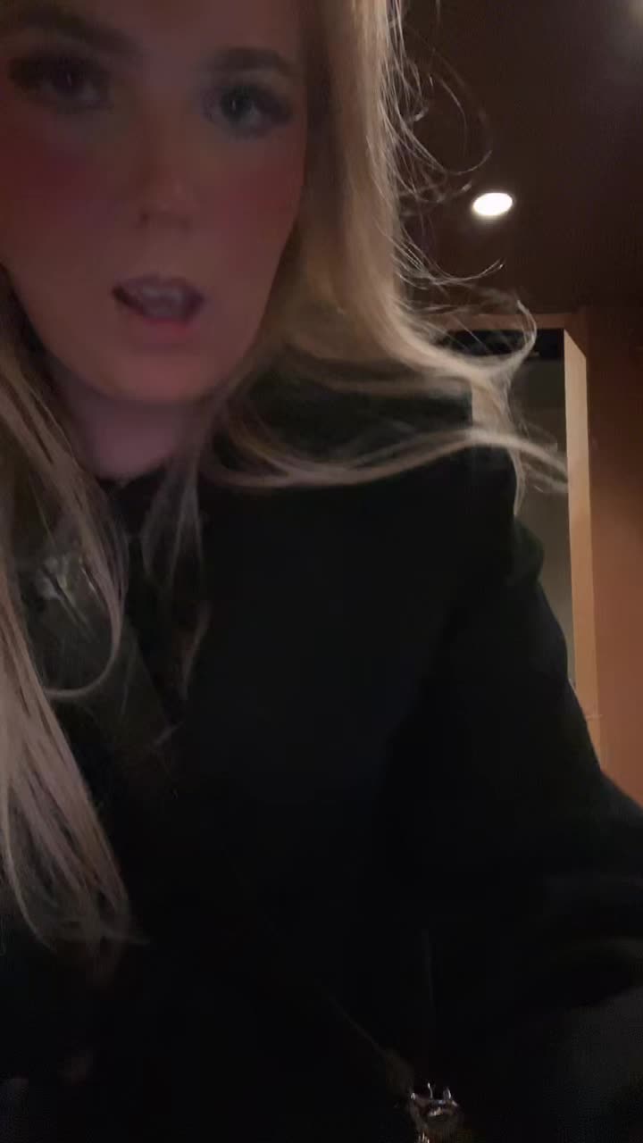 @Nova Bystr&ouml;m😈