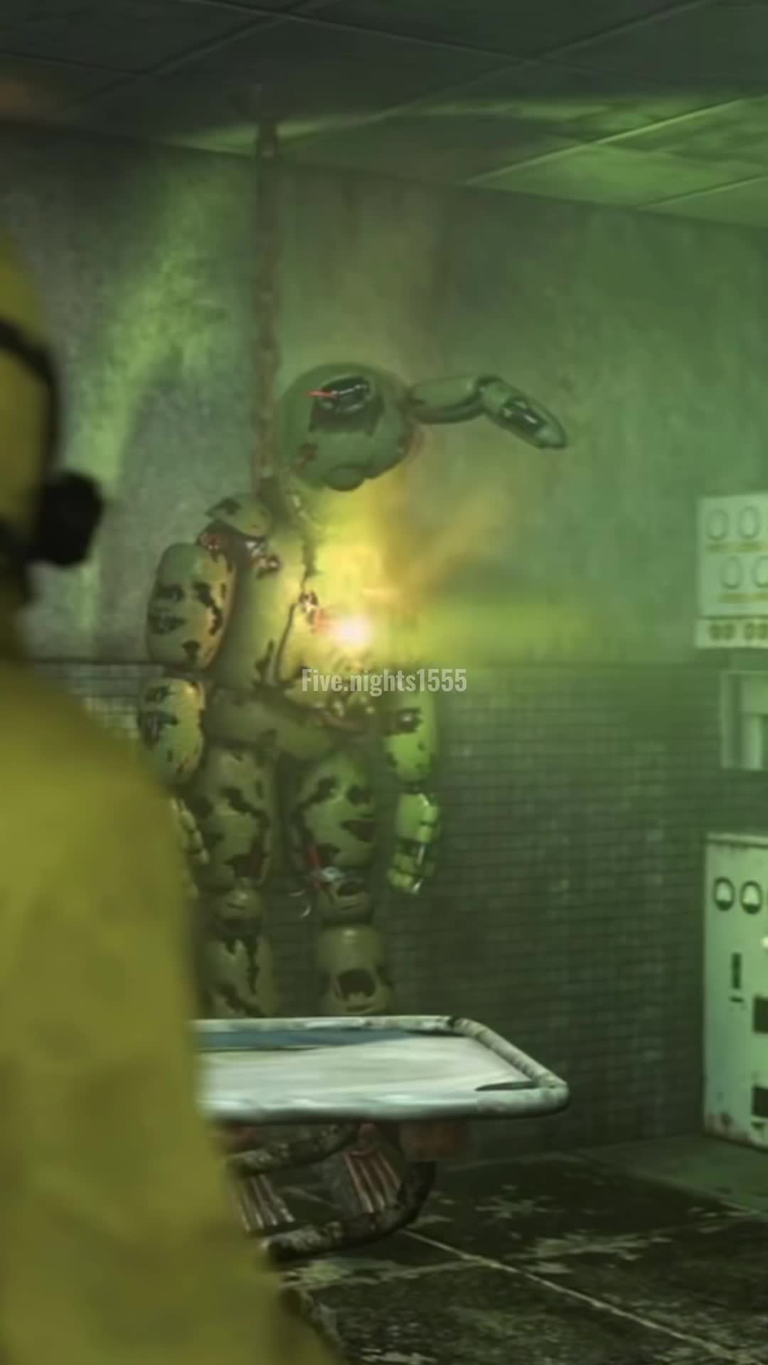 @FIVE NIGHTS AT FREDDYS