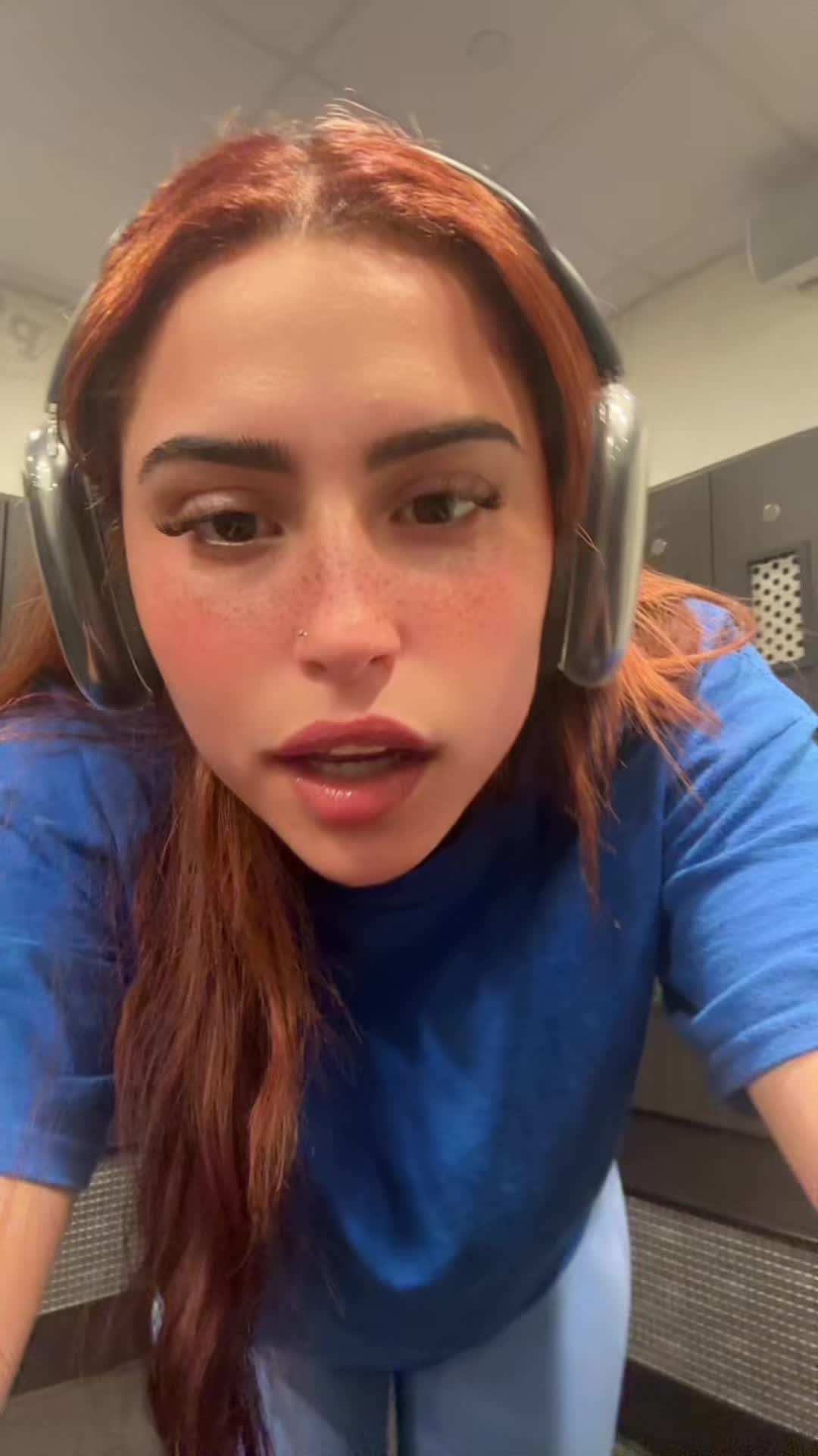 @angelaalvarezzz