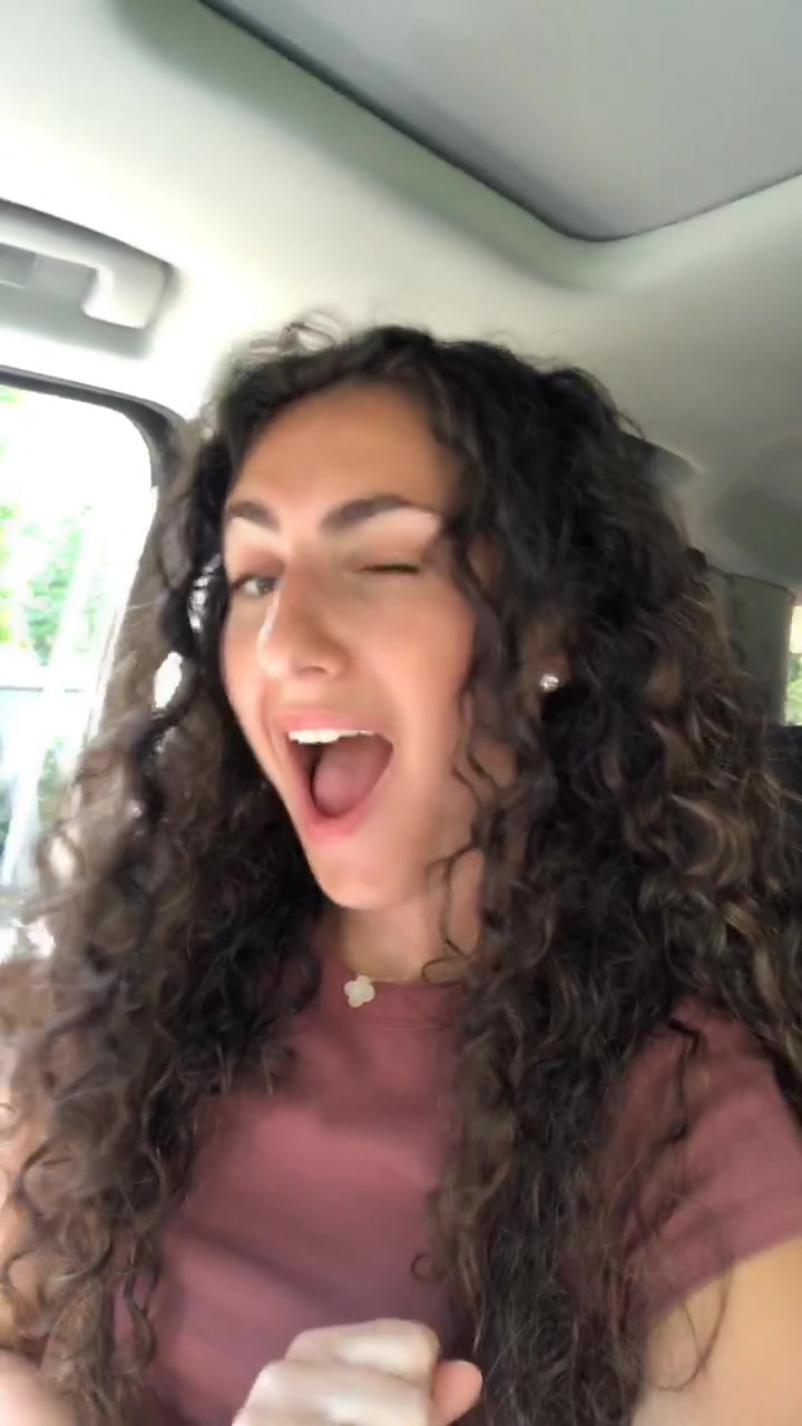 @batshitmama