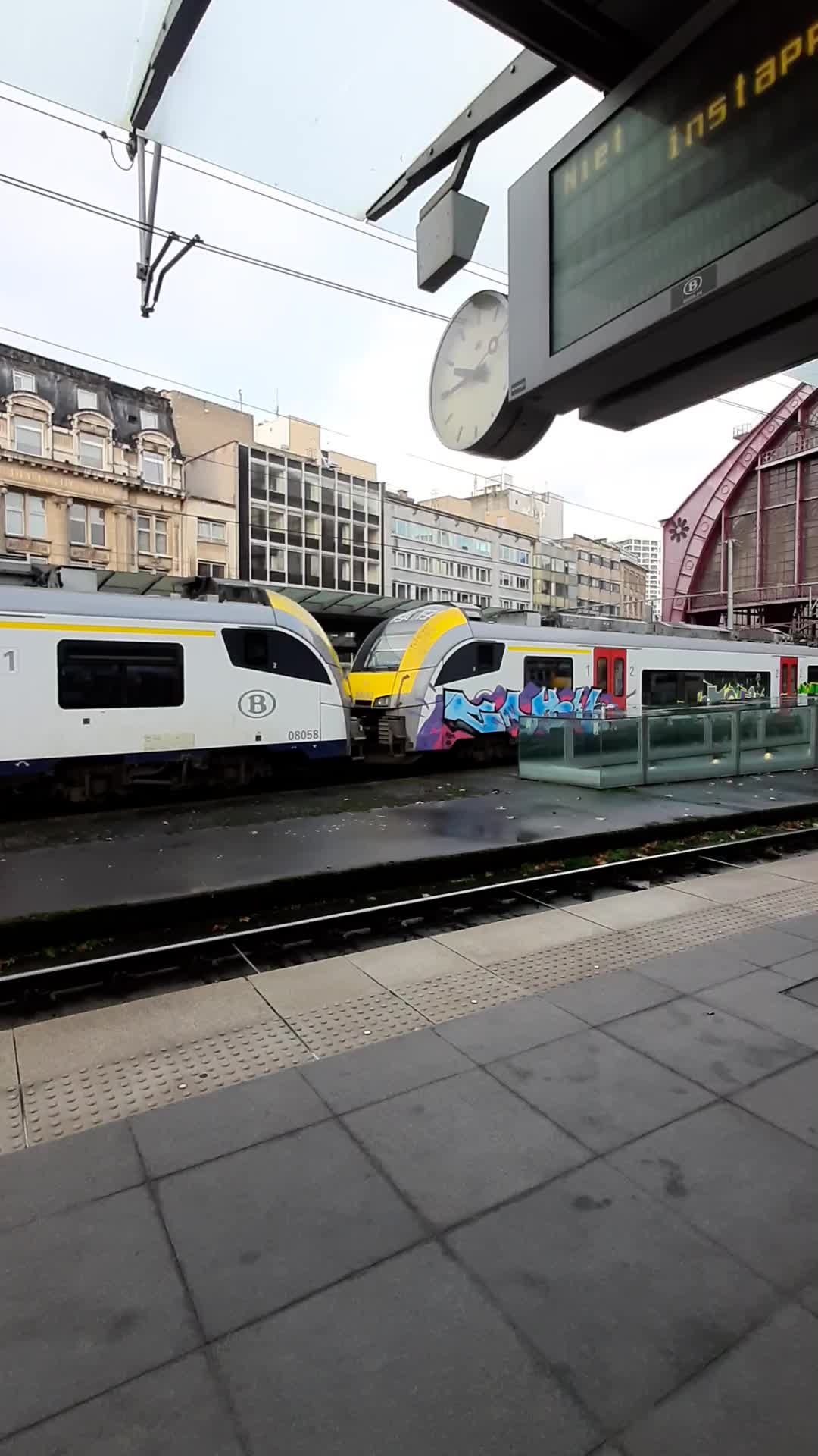 @Painted Trains