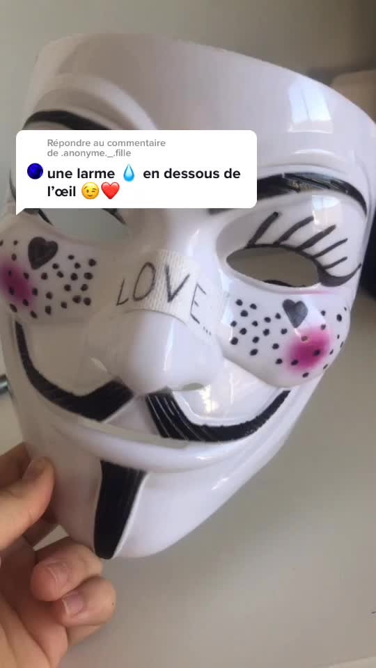 @J’ai les yeux vert les gens ;)