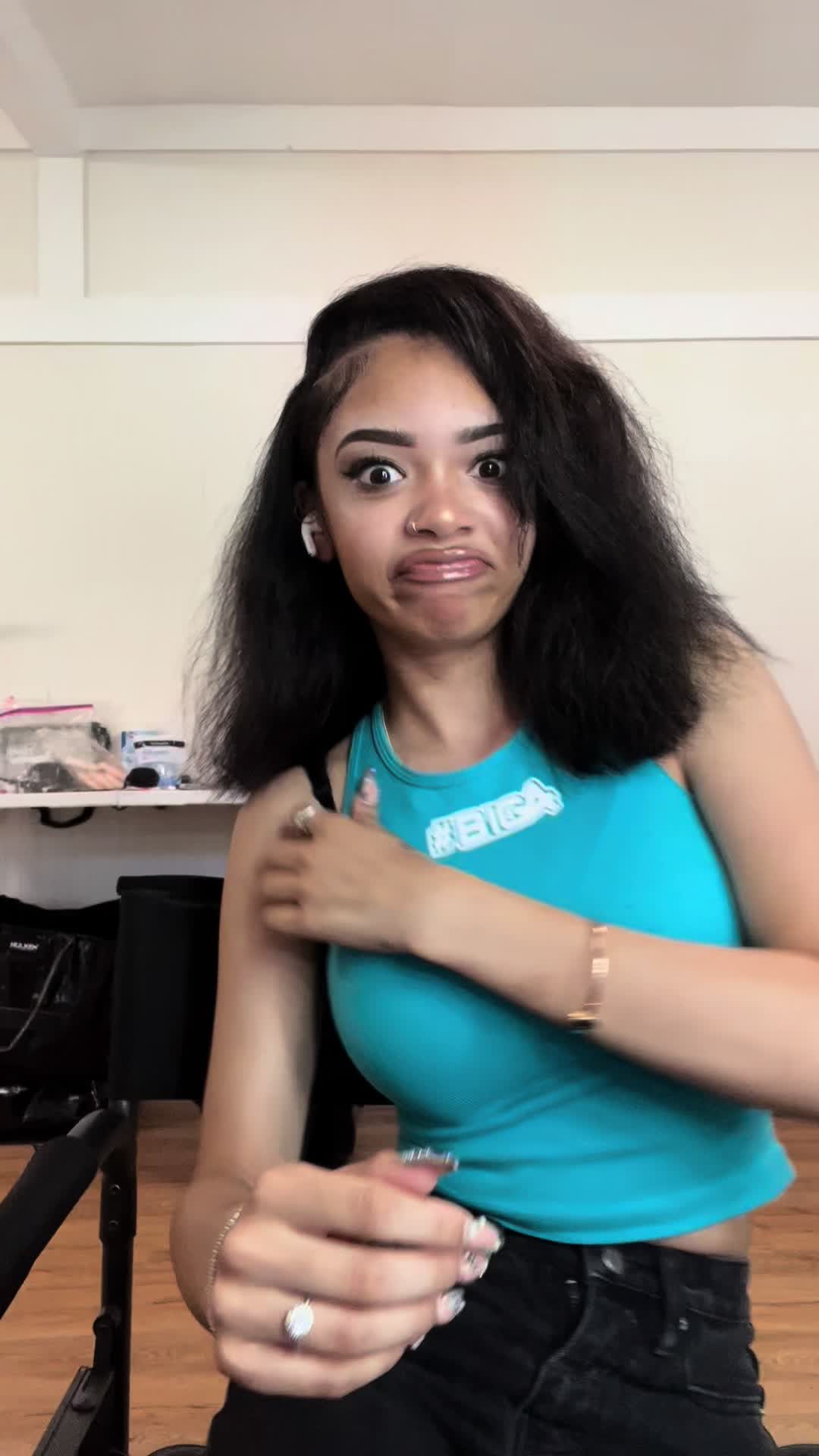 @jess.