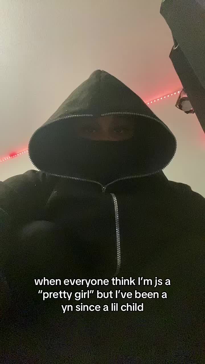 @Dahliaa
