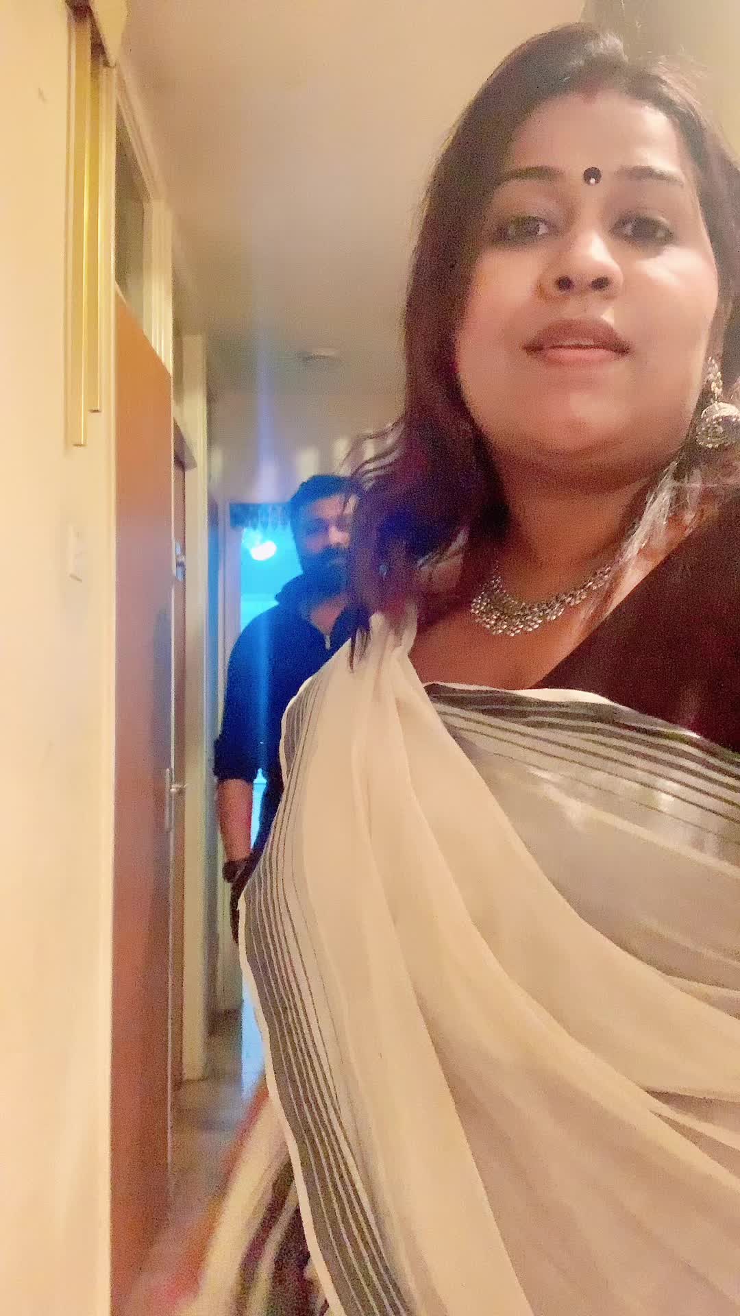 @Divya🫶🏻