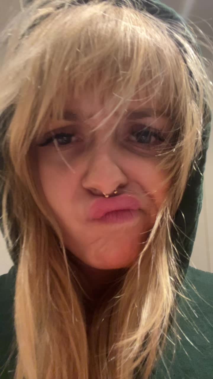 @Evaaaa