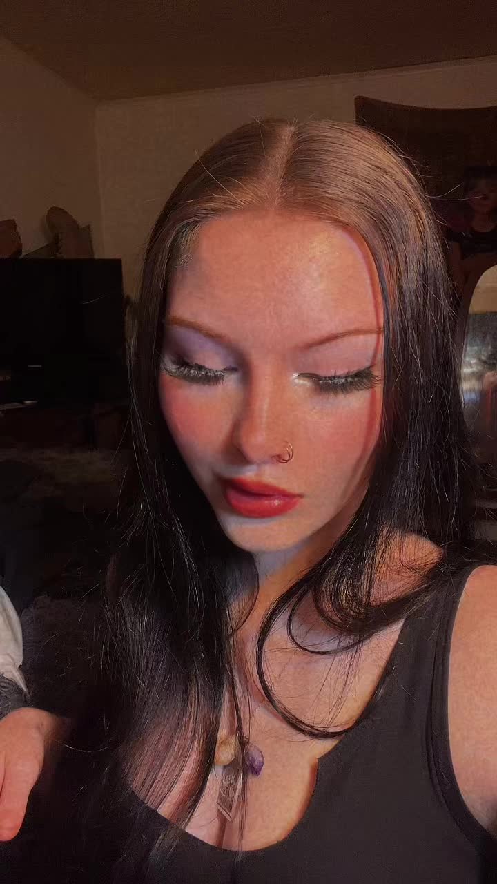 @Maddie🌙🥀⛈️
