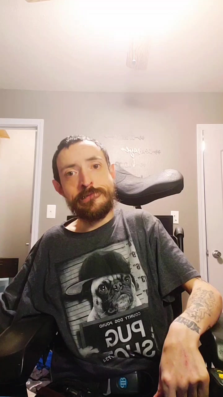 @UrMomsFavCripple