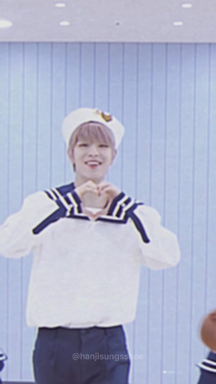 @han jisung's shoe