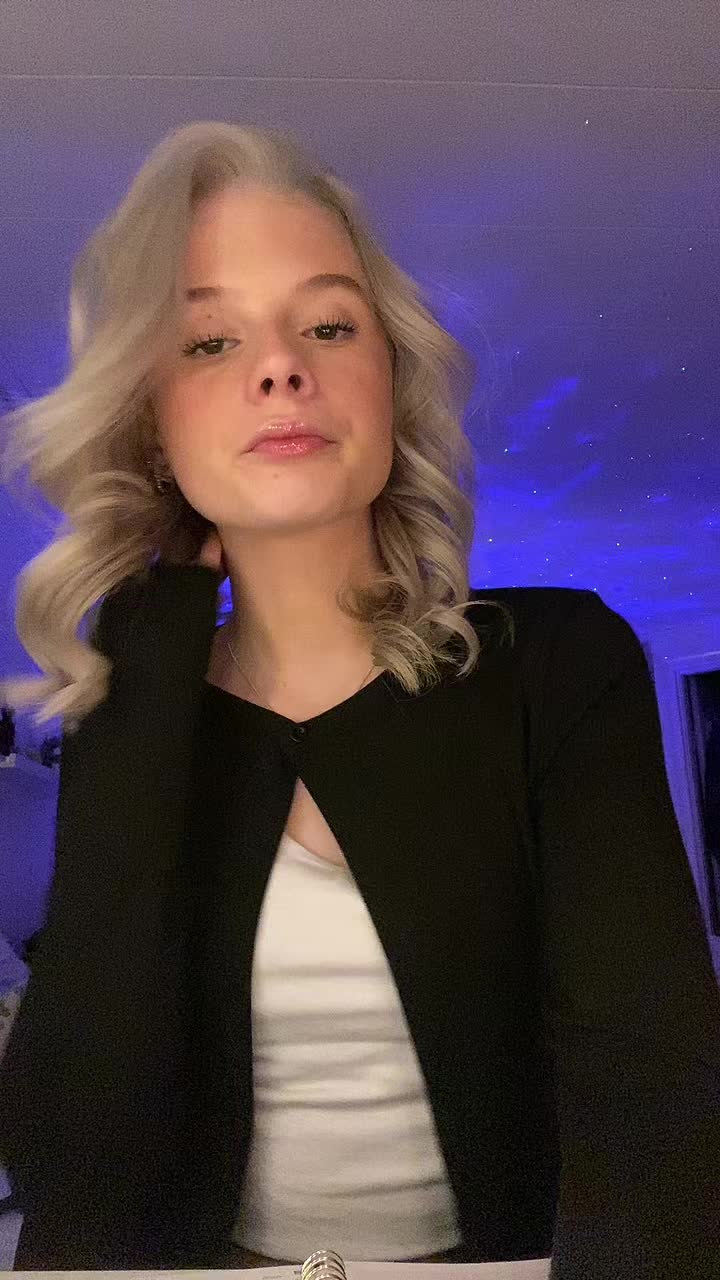 @Felicia 💕