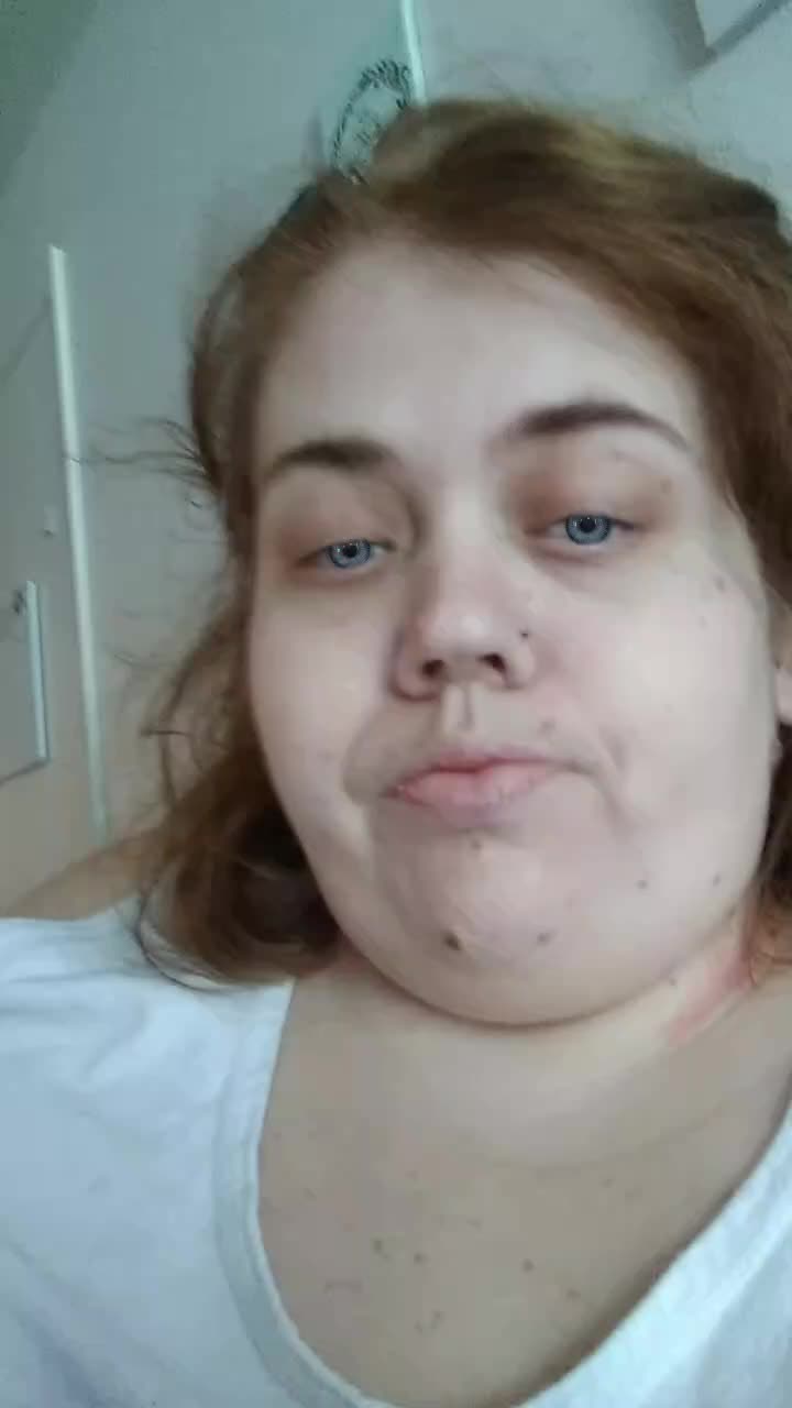 @thefluffybitch16