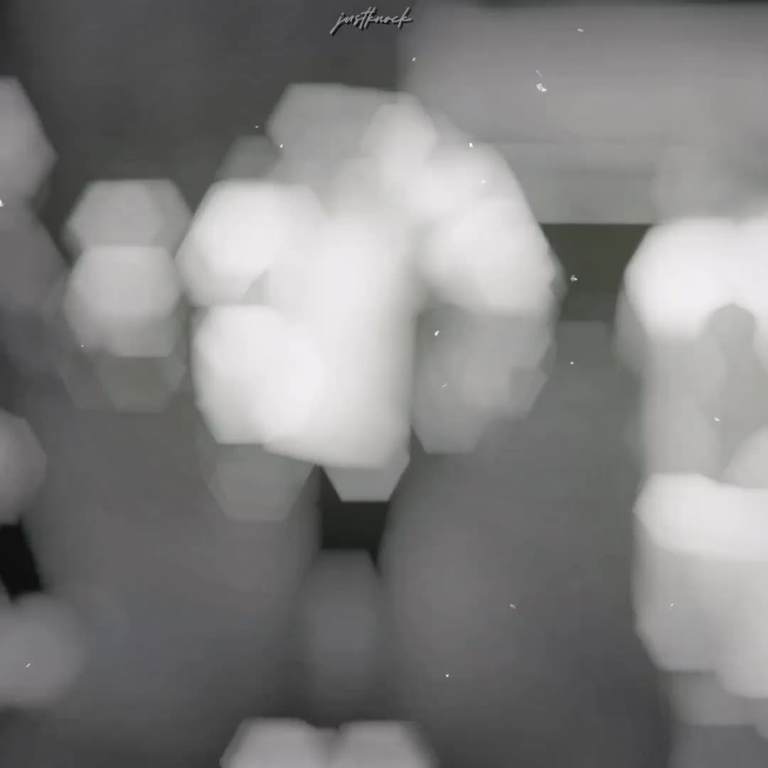 @m&agrave;.