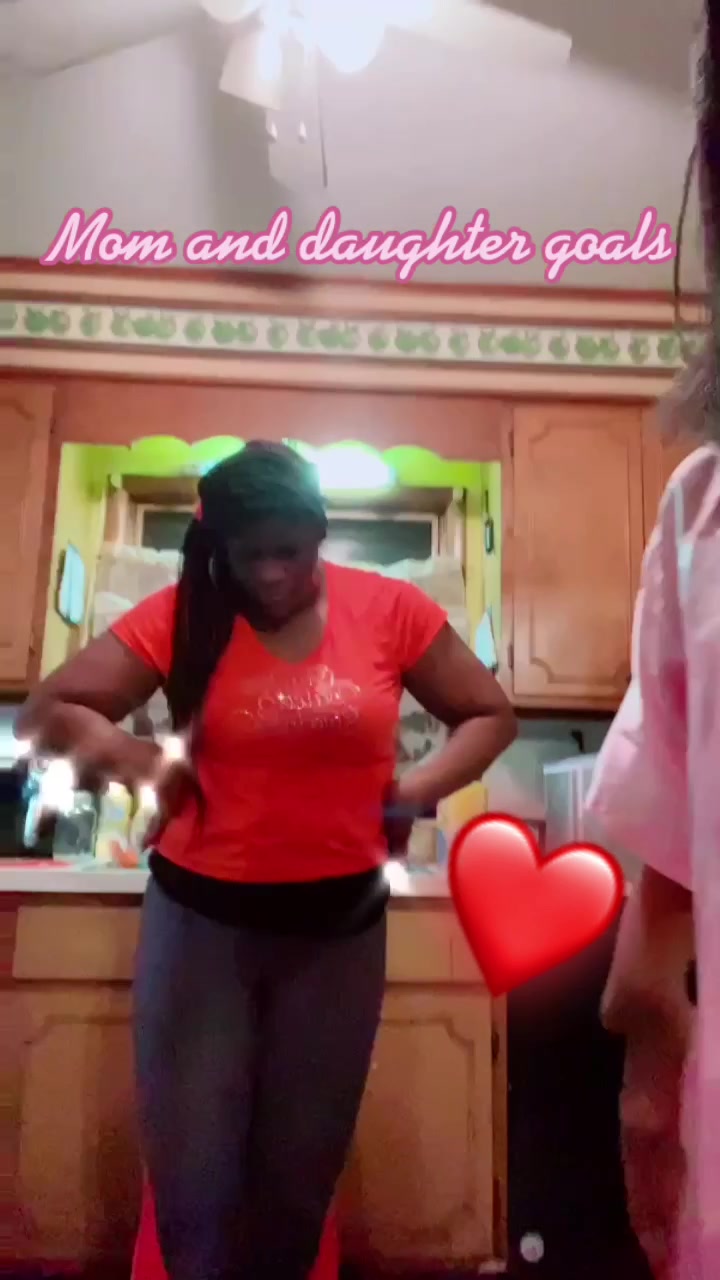 @sneekapeek23