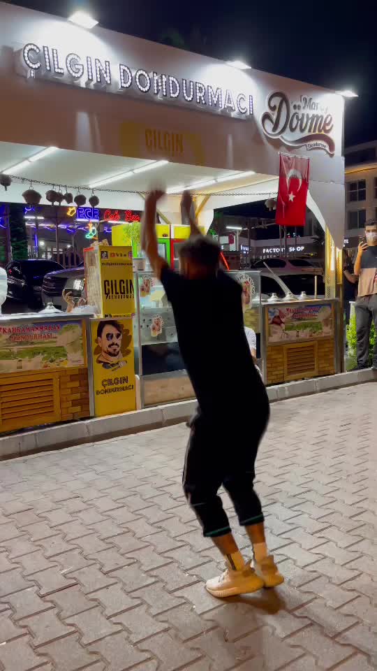 @&Ccedil;ılgın Dondurmacı