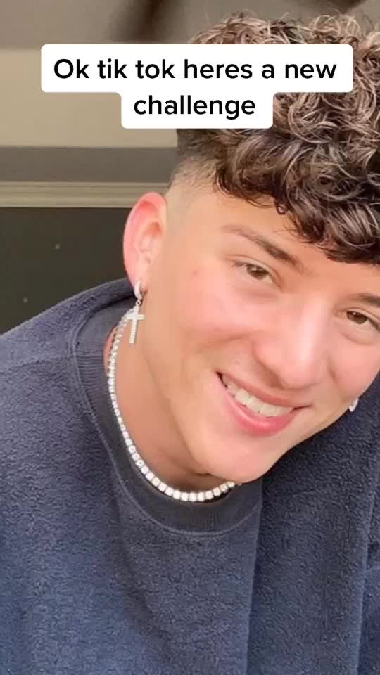 @Tony.Lopez.🥵❤️💛🐝