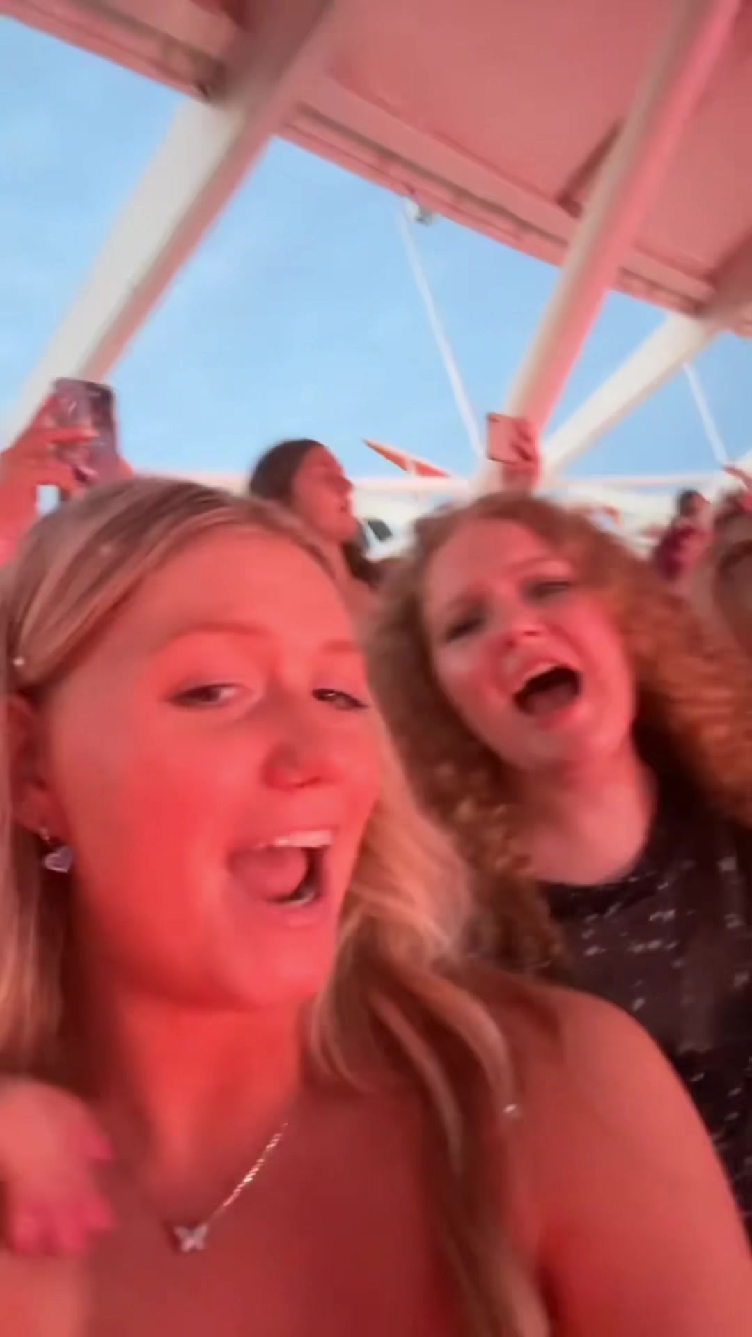 @abbyschofield__