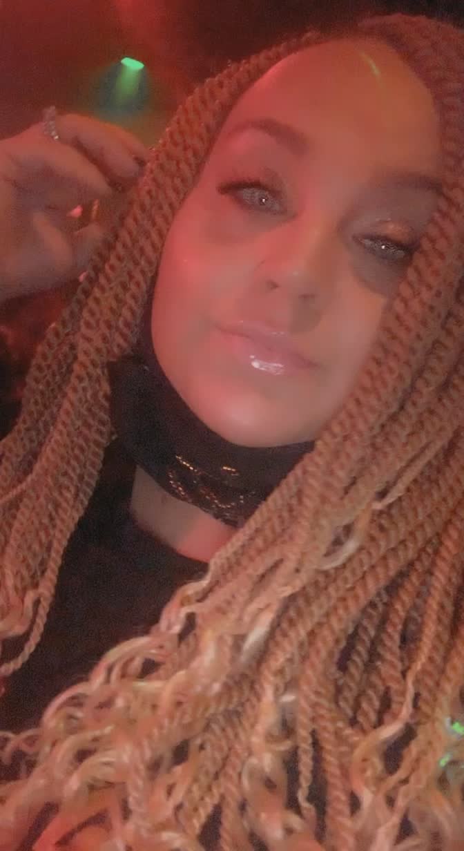 @memenicole901