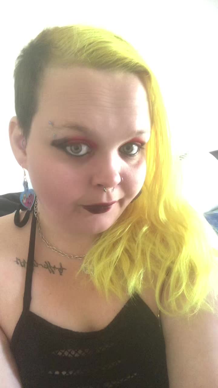 @brattygirl30