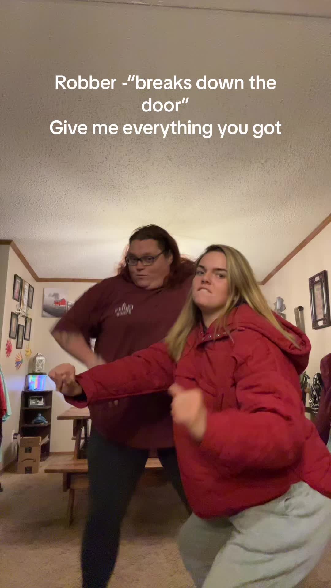 @halliebug ๐