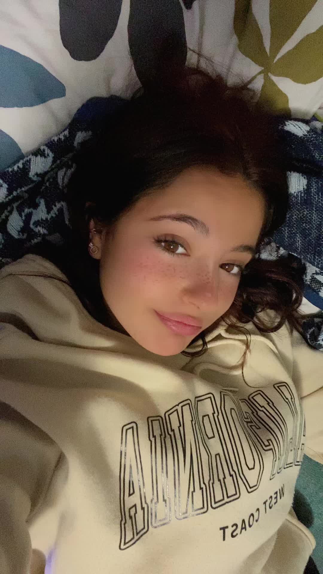 @🤎