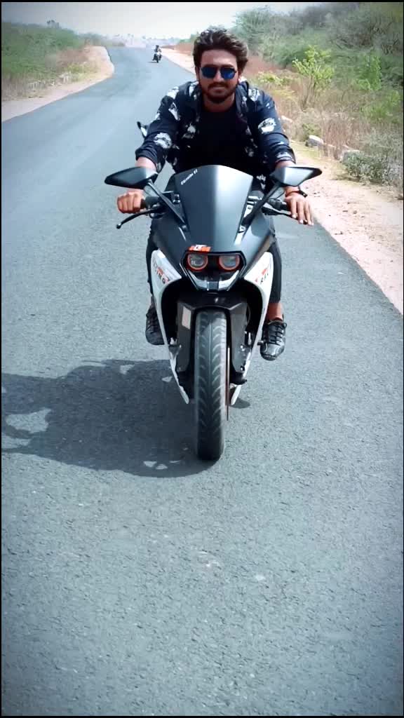 @R..Anjuu