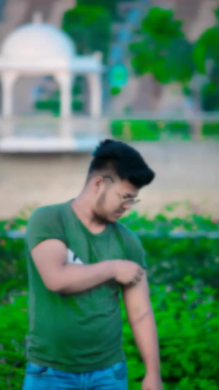 @Ayushsinghyuvi