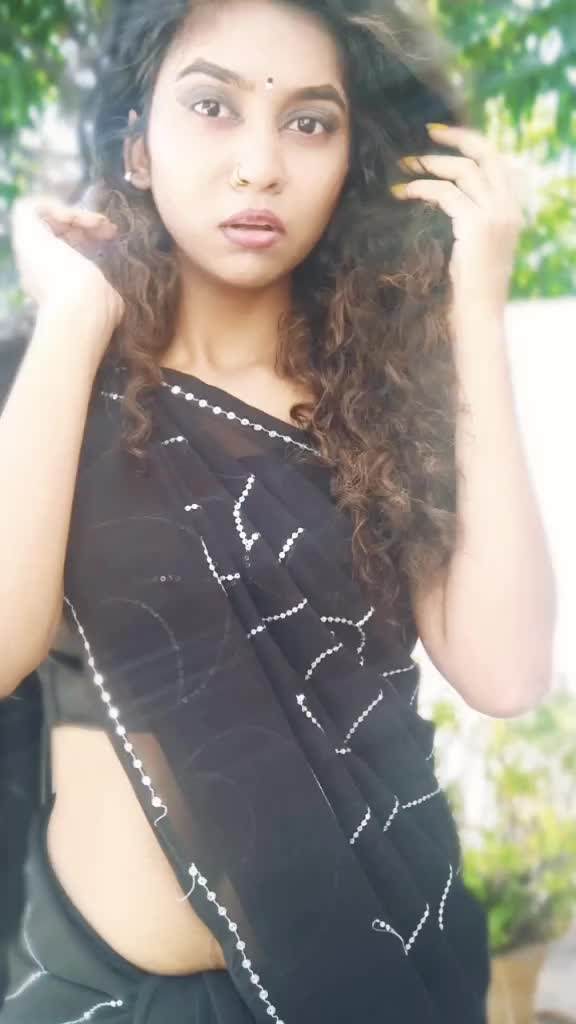 @am iniya here😎