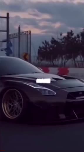 @lilhood_baby