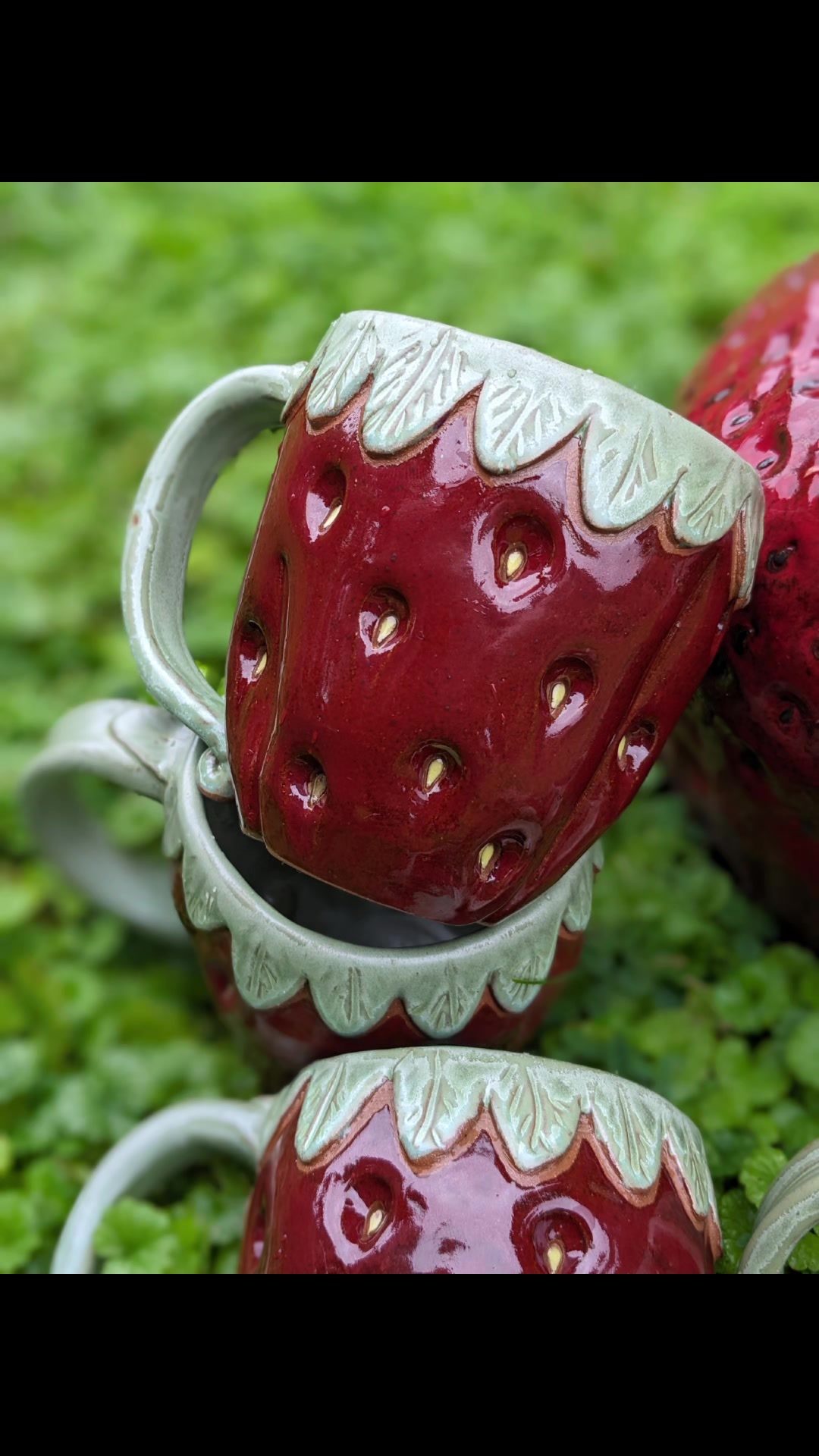 @Sad Radish Pottery