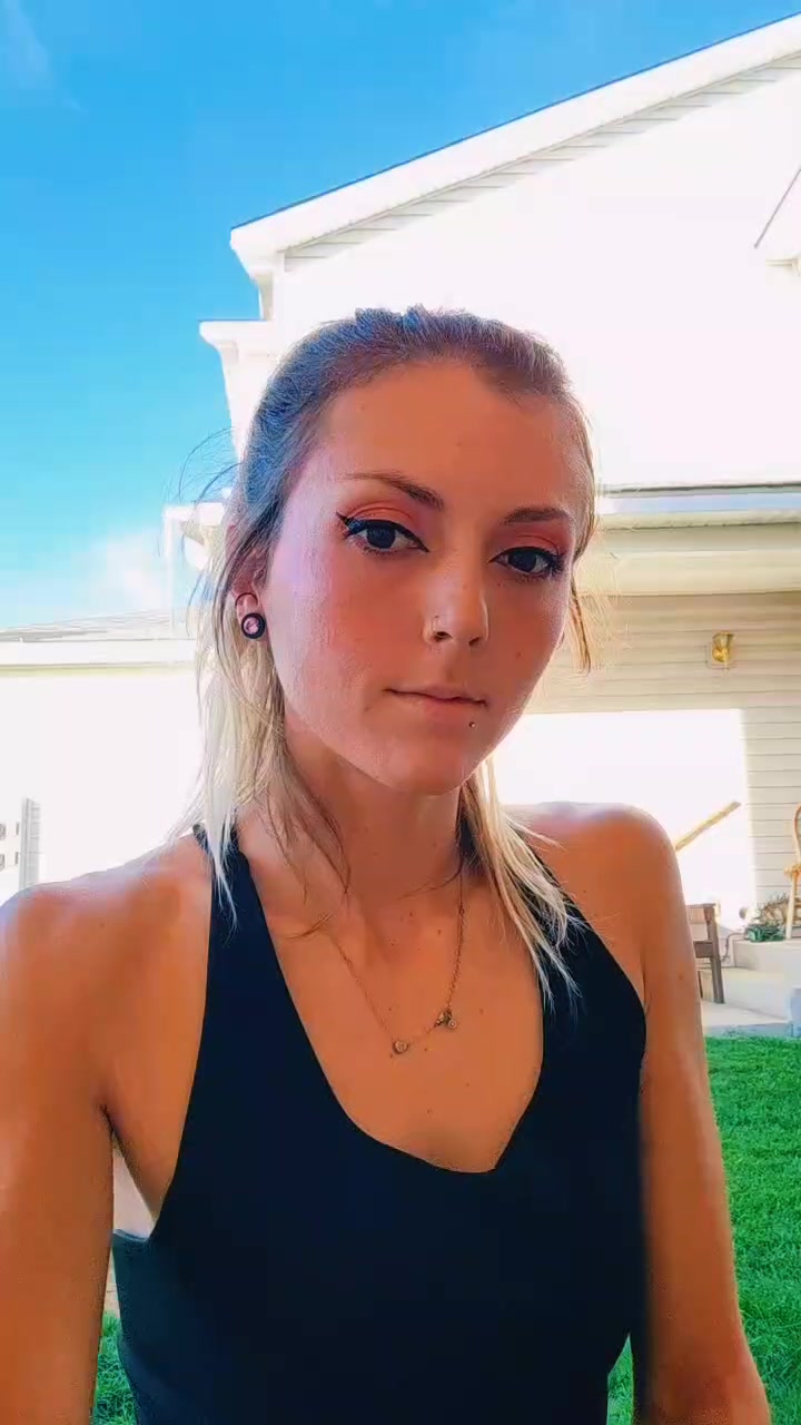 @MushLoveKandi