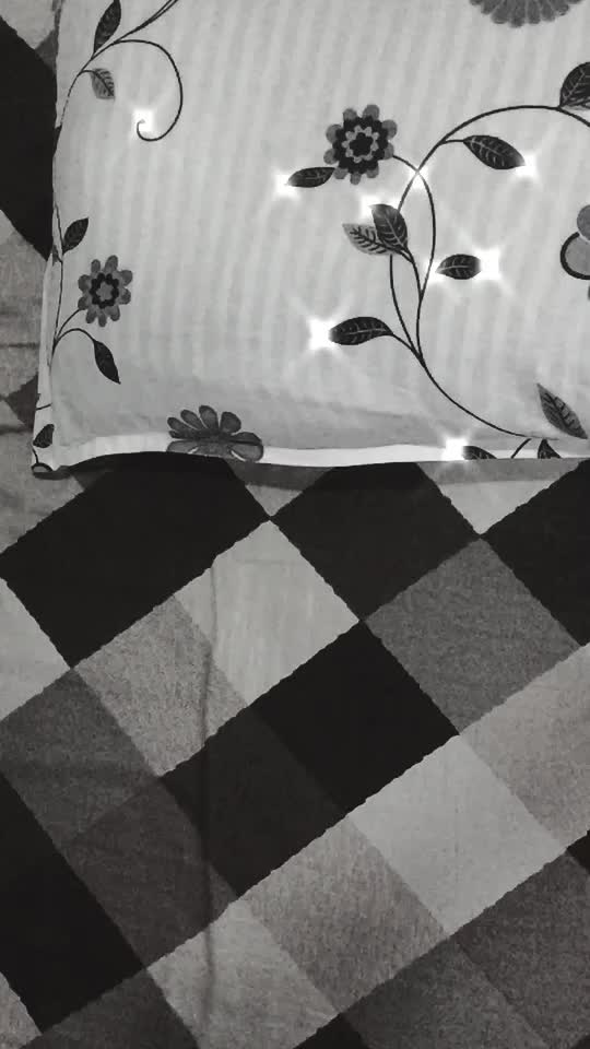 @Vívék Páñdëý
