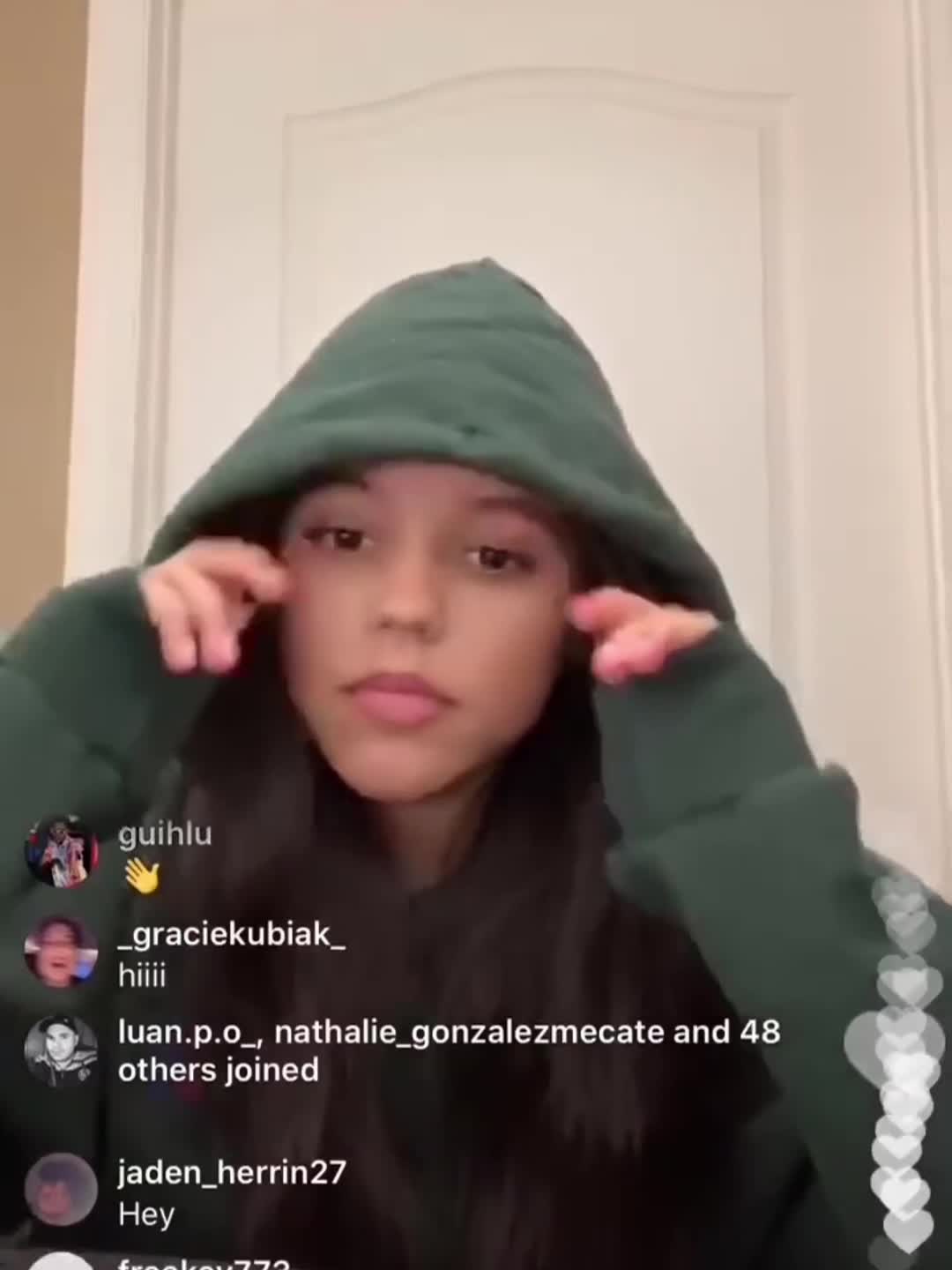 @~🙇🏼&zwj;♀️