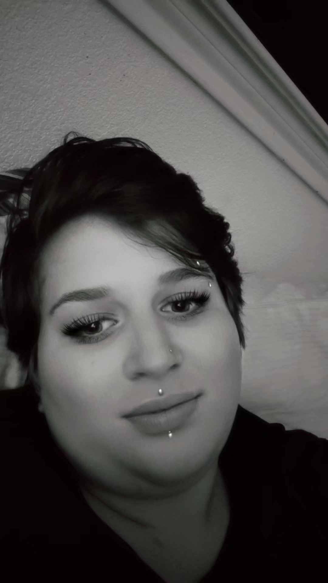 @Queen_Of_demons129
