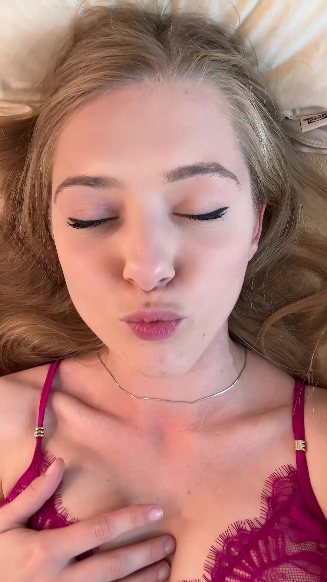 @Sweetest Peach 1999