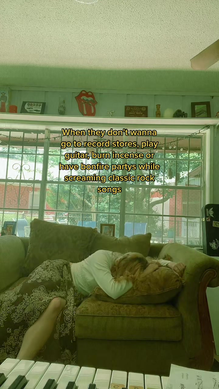 @Maddie ⎕🧡