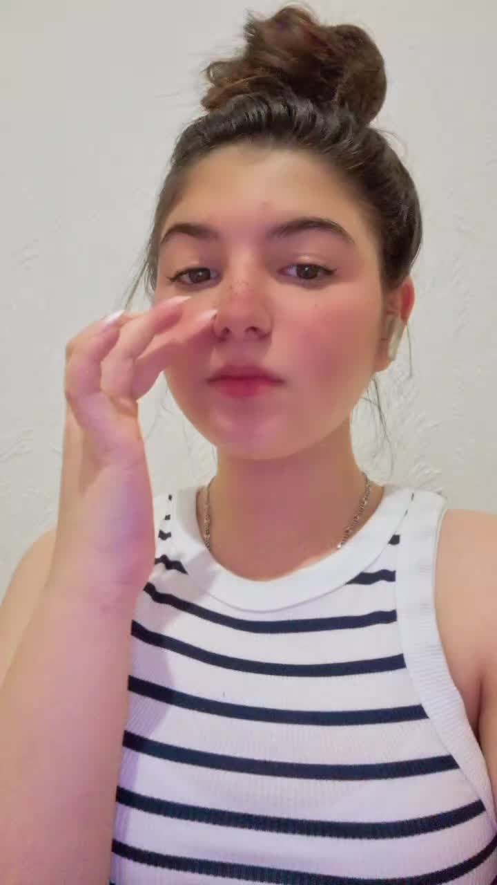 @🖤