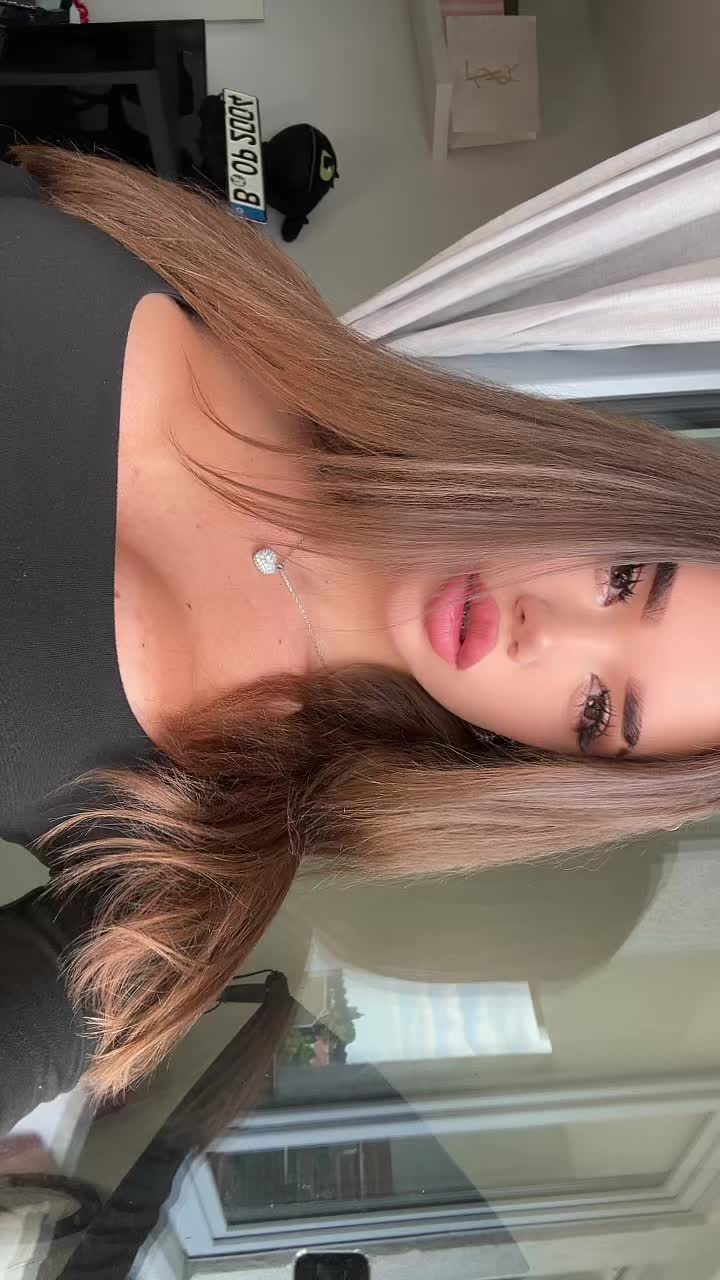 @ANNIE🪭