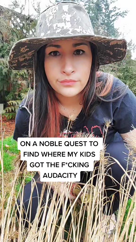 @mommycusses
