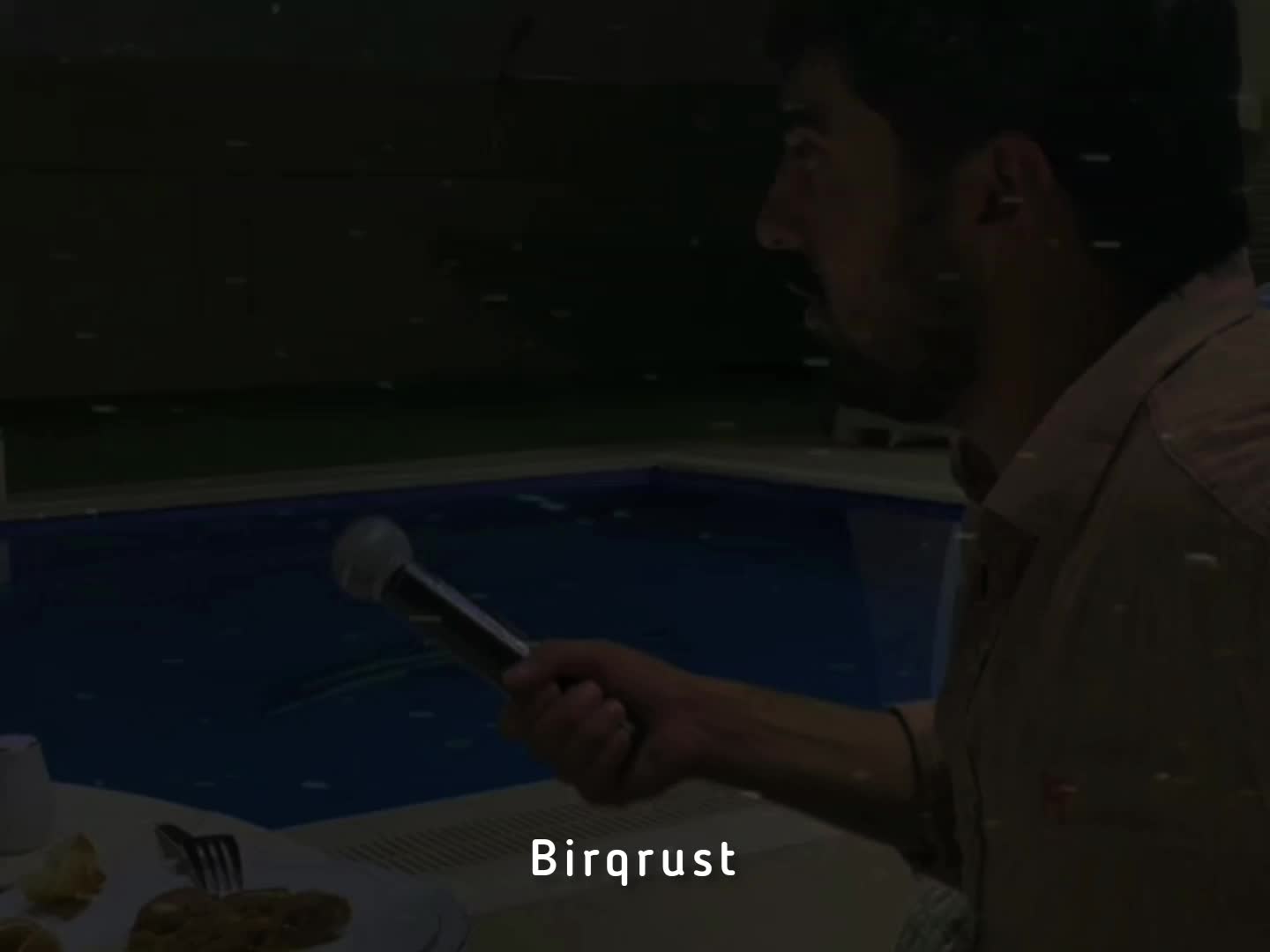 @...