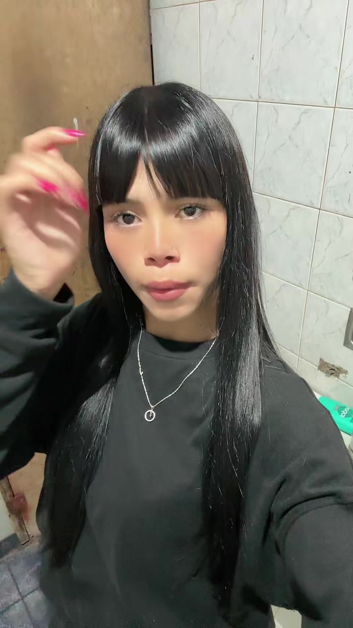 @vaaalll01_