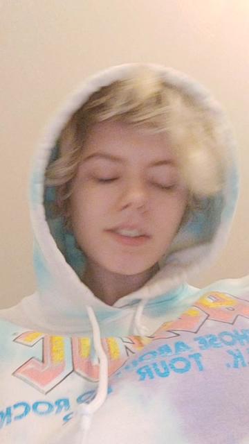 @Jadan_wolfie
