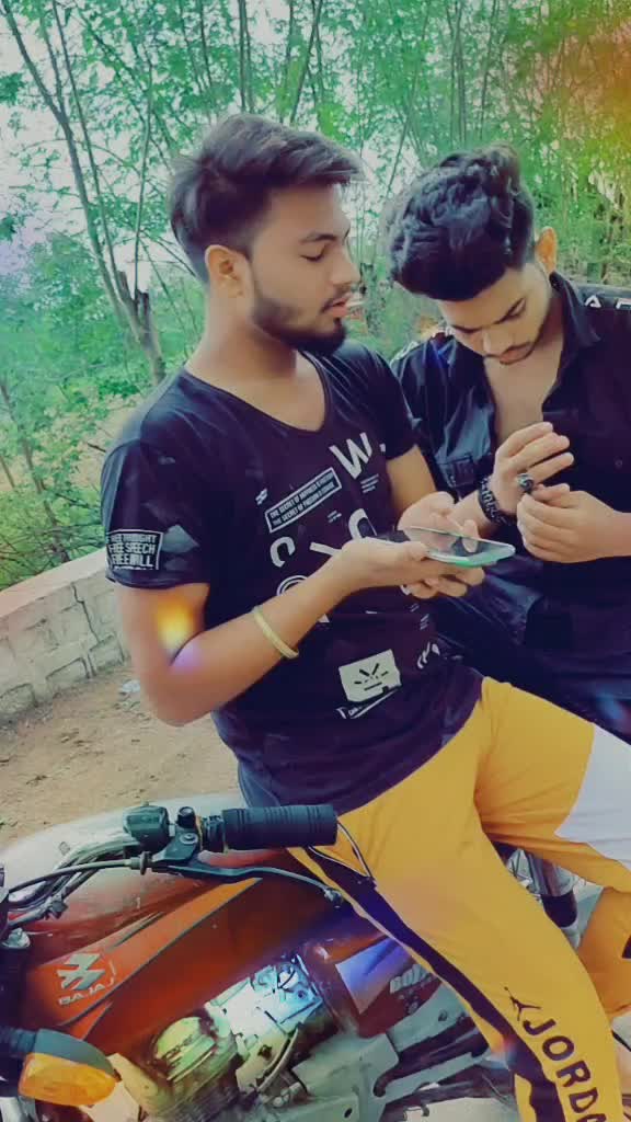 @Lucky Badshah