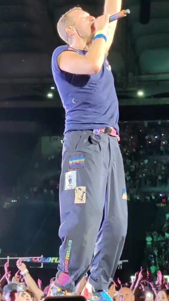@Chris Martin ♾